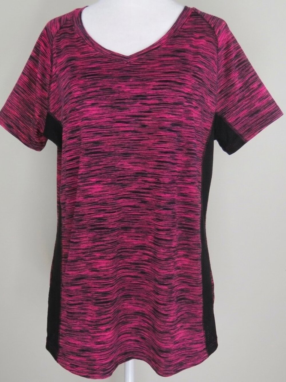 Game Time Women's Short-Sleeve V-Neck Activewear Shirt Size 1X (C2154)